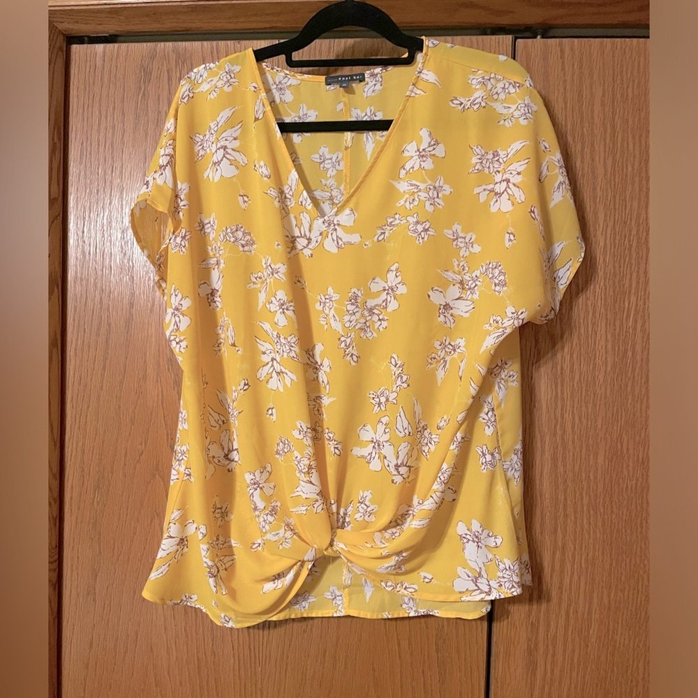 West Kei Top w/ Front Knot